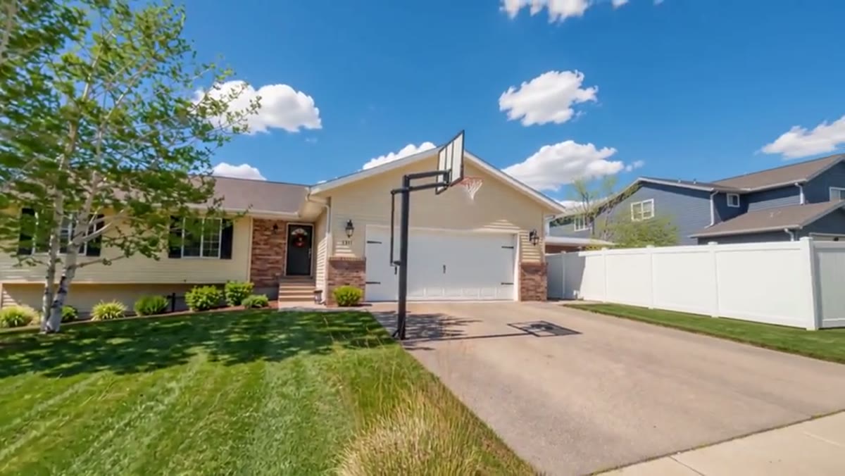 1317 Cedar Creek — furnished rental in Gillette, Wyoming